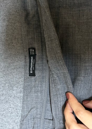 Gri Pilili Kısa Şort etek Stradivarius - Görsel 3