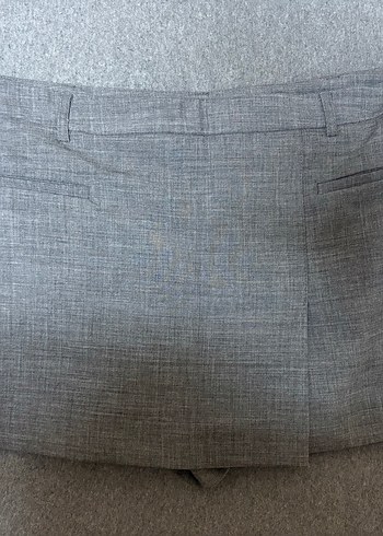 Gri Pilili Kısa Şort etek Stradivarius - Görsel 2