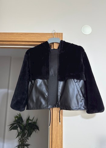 Kürklü Siyah Deri Kapüşonlu Kadın Ceket - Görsel 3