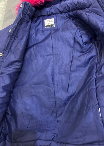 Kız Çocuk Gri Kürklü Kapüşonlu Mont - Görsel 3