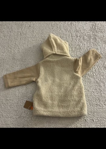 Bej Kapüşonlu Erkek Çocuk Mont - Görsel 4