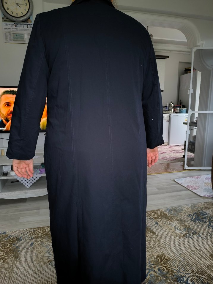 Siyah Uzun Düğmeli pardösü - Görsel 2