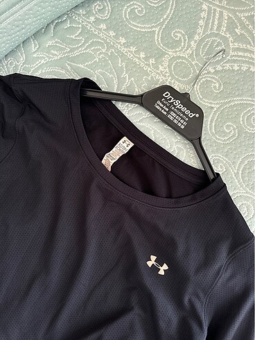 xs Beden siyah Renk under armour spor üstü siyah