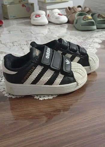 Adidas 21