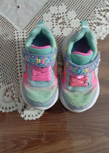 Kız Çocuk Renkli Skechers Spor Ayakkabı - Görsel 4