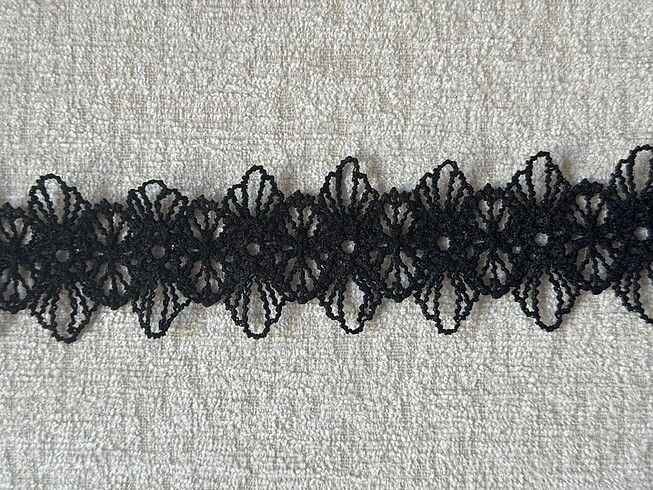 Diğer KALIN DANTEL CHOKER KOLYE