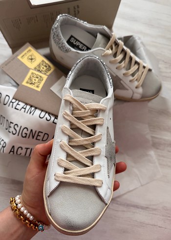 Golden Goose Deluxe Golden Goose 39 hemen teslim
