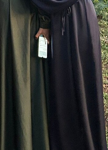 Diğer Elbise, şal, birlikte satılacaktır