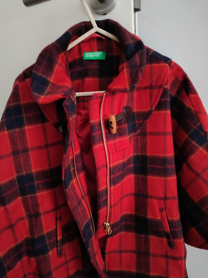 Kız Çocuk Kırmızı Kareli Düğmeli Panço - Görsel 2