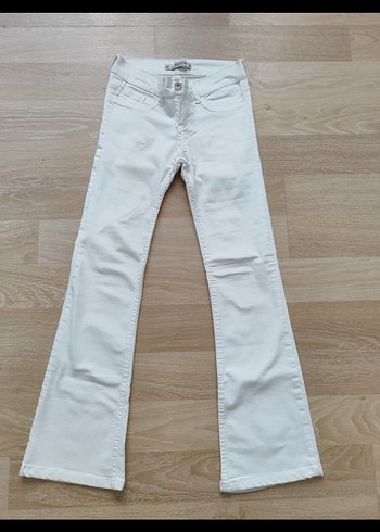 Beyaz Kadın Denim Jean Pantolon