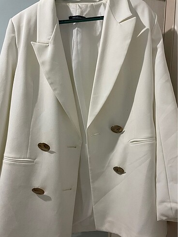 TrendyolMilla krem blazer