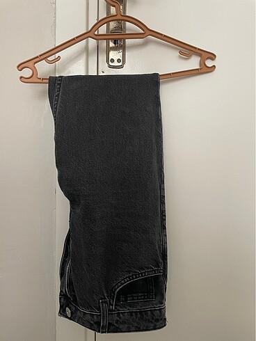 Mango siyah mom jean 36