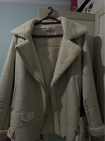 Stradivarius bej ceket