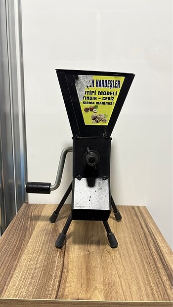 Fındık ceviz kırma makinası ve bıçkı