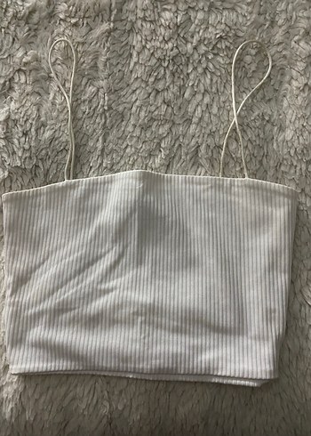 Beyaz askılı crop