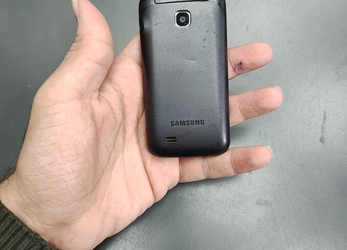 Beden Renk Samsung katlanır tuşlu