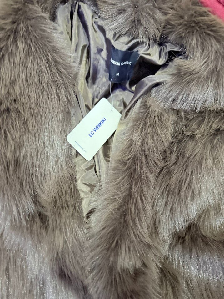 Gri Kadın Suni Kürk Detaylı Uzun Kolsuz - Görsel 3