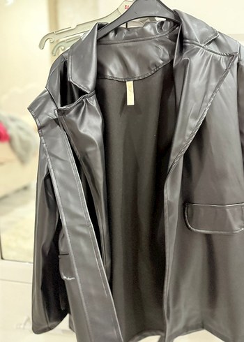 Siyah Uzun Deri Kadın Ceket - Görsel 4