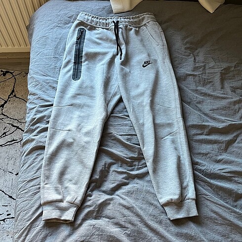 Nike tech fleece