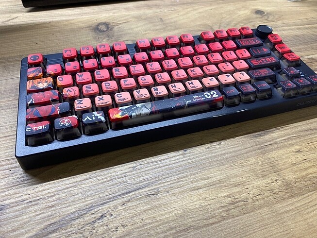 MEKANİK KLAVYE ( CUSTOM KLAVYE ) ( CYBERPUNK KEYCAPS) ( EK75 PRO - Görsel 3