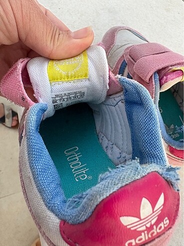 25 Beden Adidas ayakkabı