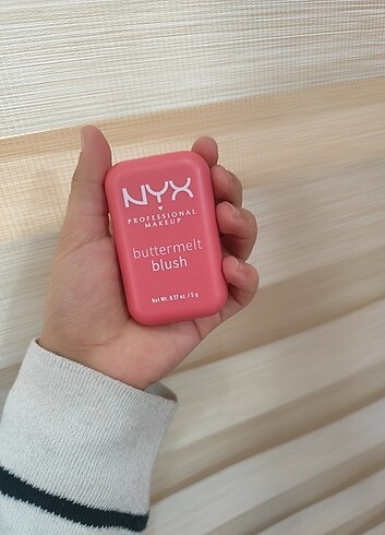 Nyx buttermelt blush 04 allik