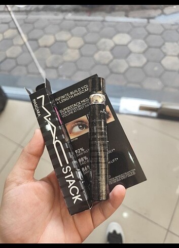 Mac stack maskara