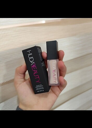 Huda beauty kapatıcı