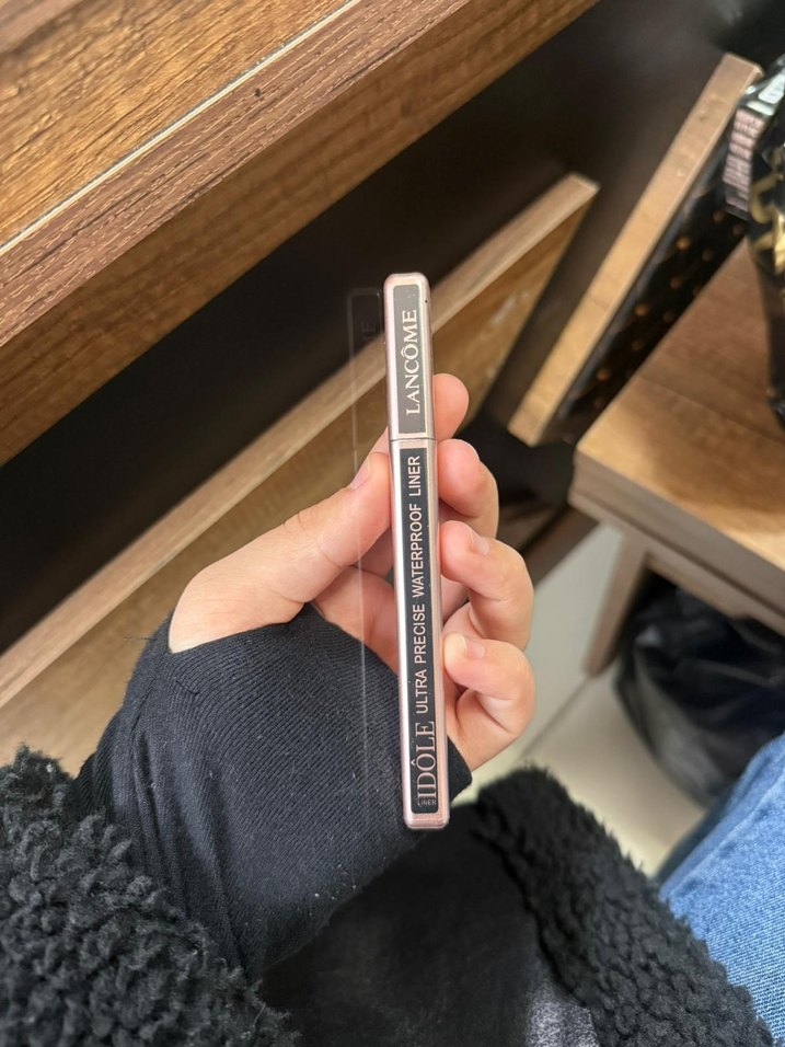 Lancôme Idôle Suya Dayanıklı Eyeliner - Görsel 4