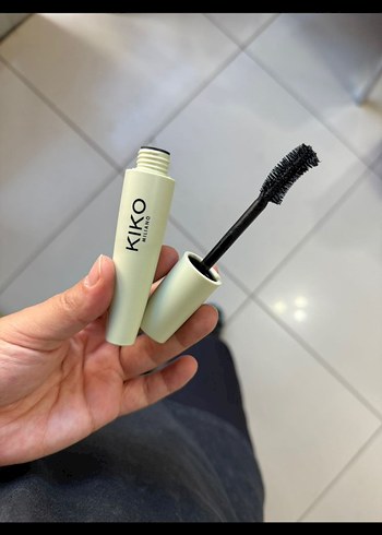 KIKO Açık Yeşil Maskara - Görsel 3