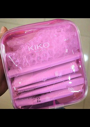 KIKO Pembe Şeffaf Makyaj Çantası