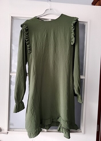 Yeşil renk tunik