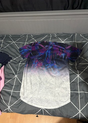 Erkek Çok Renkli Batik Desenli Tişört - Görsel 2