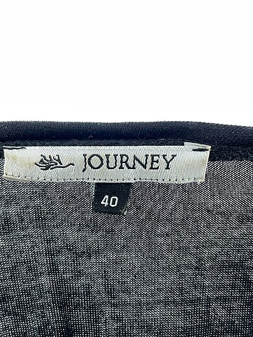 40 Beden siyah Renk Journey T-shirt %70 İndirimli.