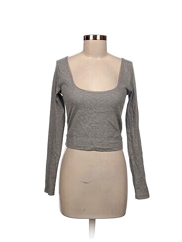 Bershka Bluz %70 İndirimli.