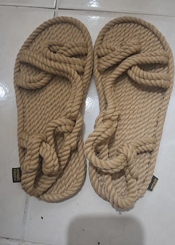 Nomadic Republic 37,5