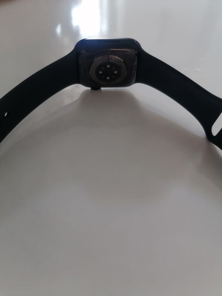 Apple Watch Siyah Akıllı Saat - Görsel 3