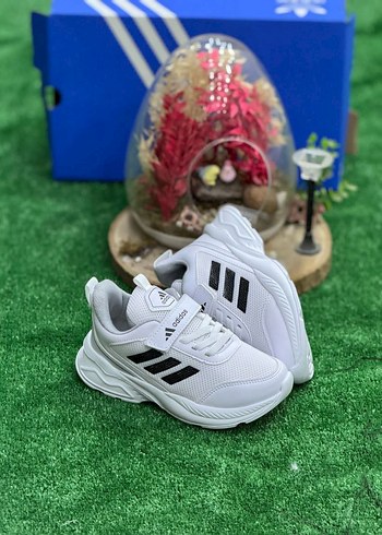 Adidas Erkek Çocuk Beyaz Spor Ayakkabı