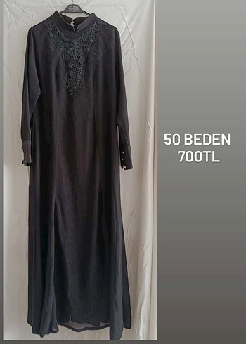 Uzun Siyah Nakışlı Gotik Elbise