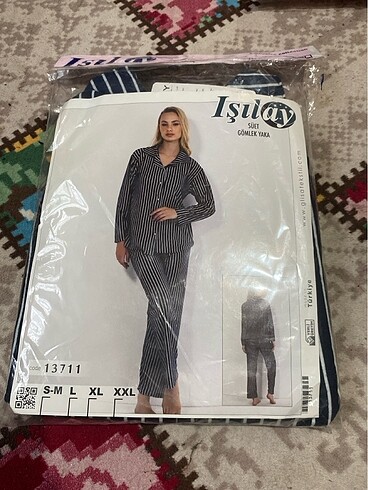 Süet gömlek yaka pijama takımı