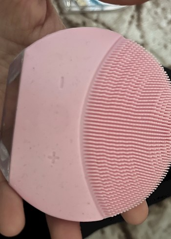 Pembe Silikon Yüz Temizleme Cihazı - Görsel 3