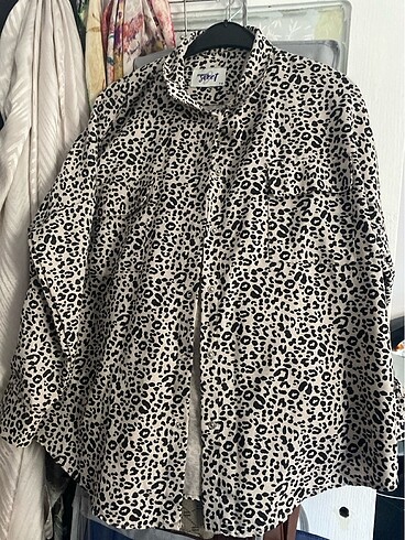 Leopar gömlek