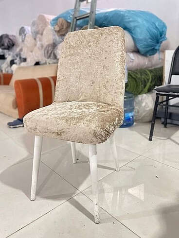 KADİFE SANDALYE ÖRTÜSÜ 6 adet 600 Tl