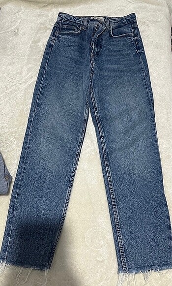 Zara jeans