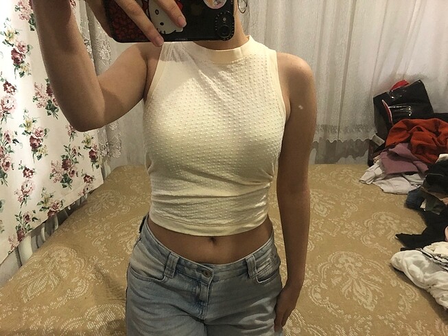 s Beden ten rengi Renk bej rengi crop krem crop askılı mini atlet krem renginde askılı