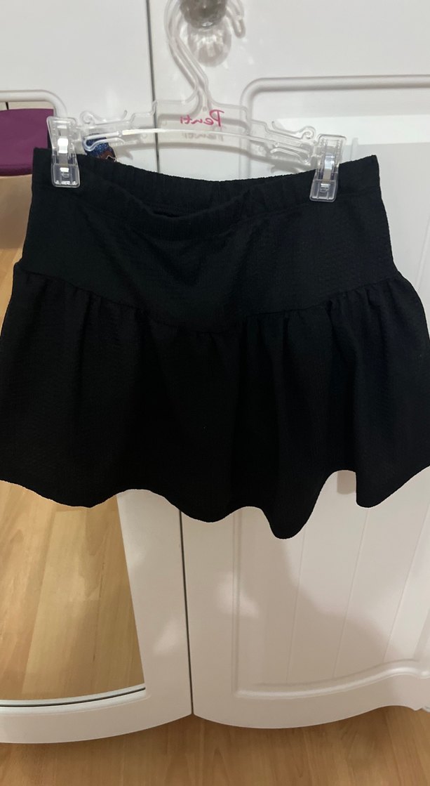 Siyah Volanlı Mini Etek - Görsel 2