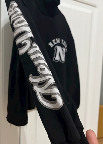 Siyah Baskılı Yarım Boğazlı Sweatshirt - Görsel 3