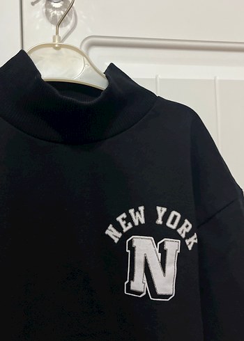 Siyah Baskılı Yarım Boğazlı Sweatshirt - Görsel 4