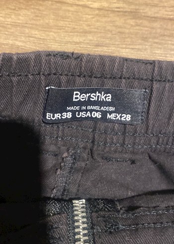 bershka 38