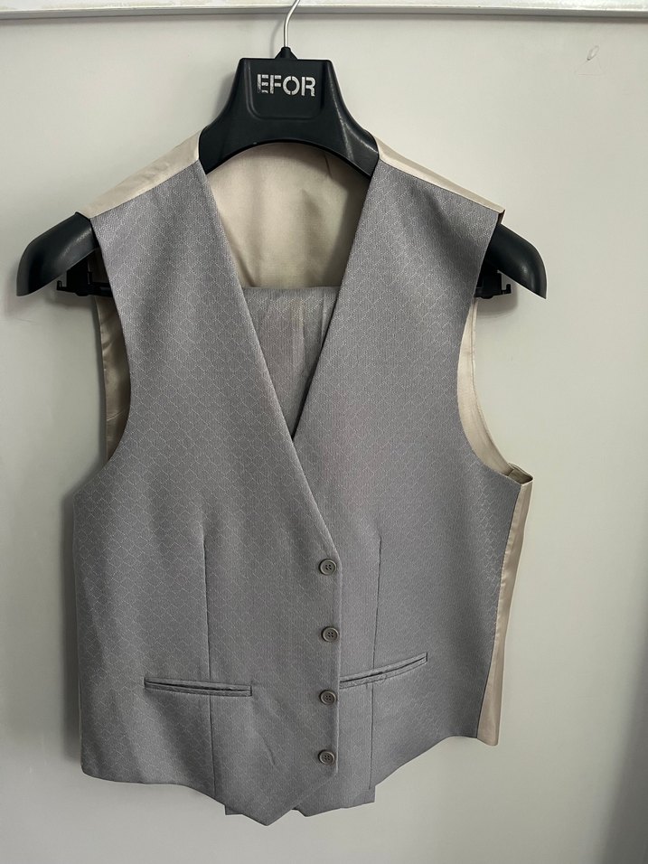 Gri Klasik Kesim Erkek Takım Elbise - Görsel 3